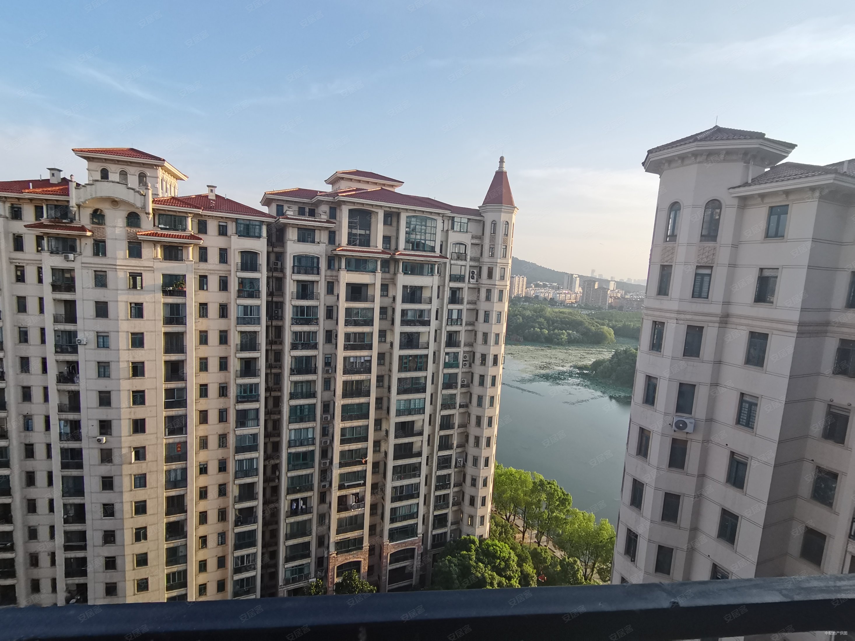 新加坡,新加坡花园城蜀山阁二手房,300万,4室2厅,2卫,158平米-合肥