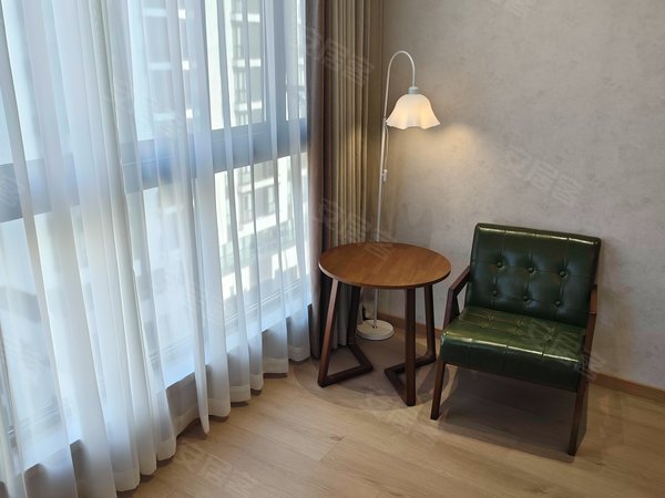 上海静安西藏北路兴亚广场(商住楼)兴亚广场