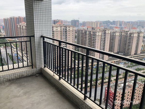 雍华庭(博罗)4室2厅2卫127.47㎡南83.8万