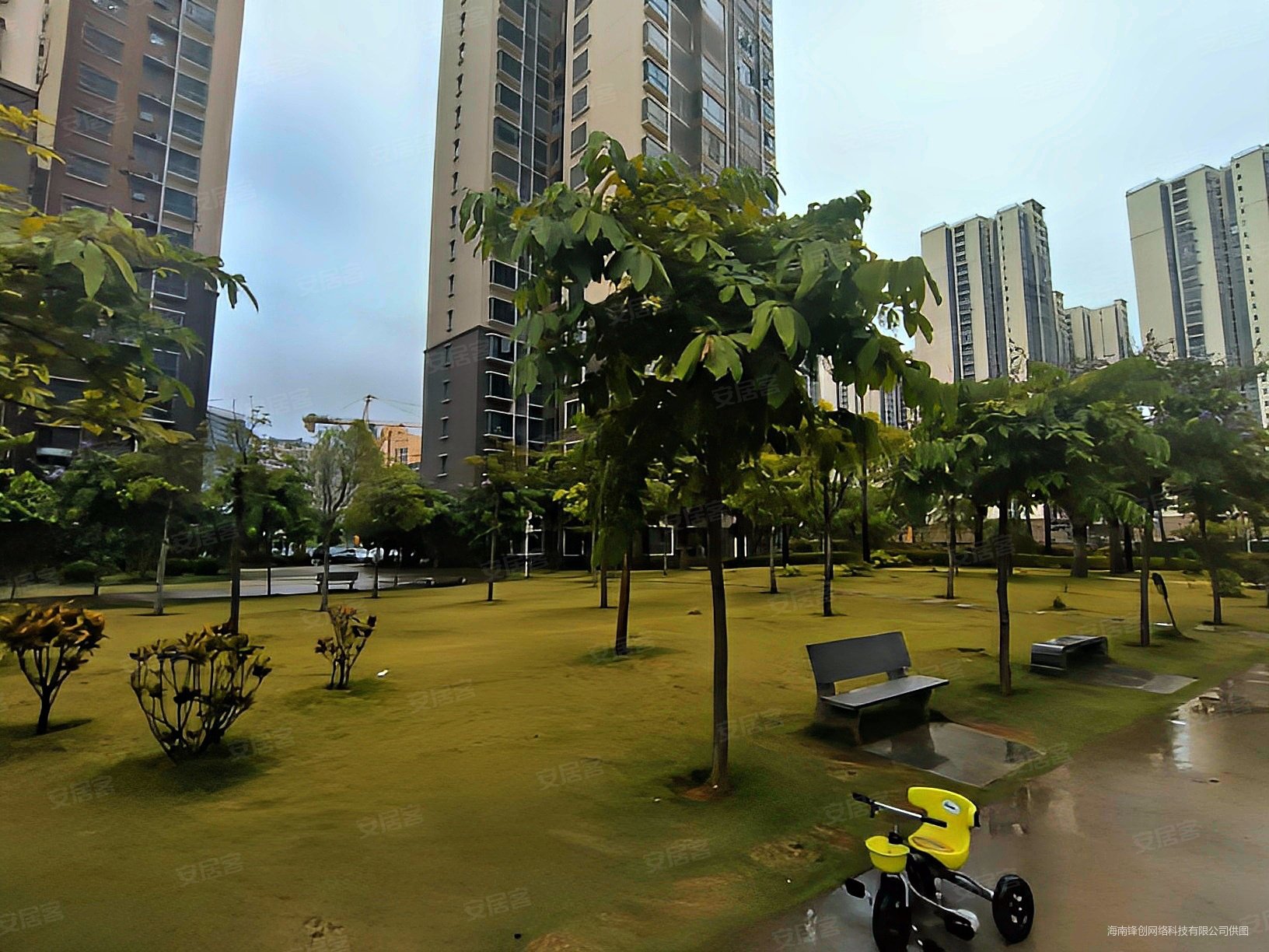 龙昆南次新小区润龙花园毛坯3房高层户型视野采光好