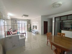 梧州长洲玫瑰湖玫瑰湖公园对面的 电梯大三房 家私家电全齐拎包入住出租房源真实图片