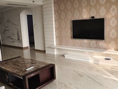 沂南城区德福商贸城月租1500 芙蓉花园新区 三室两厅 豪华装修 家具家电齐全出租房源真实图片