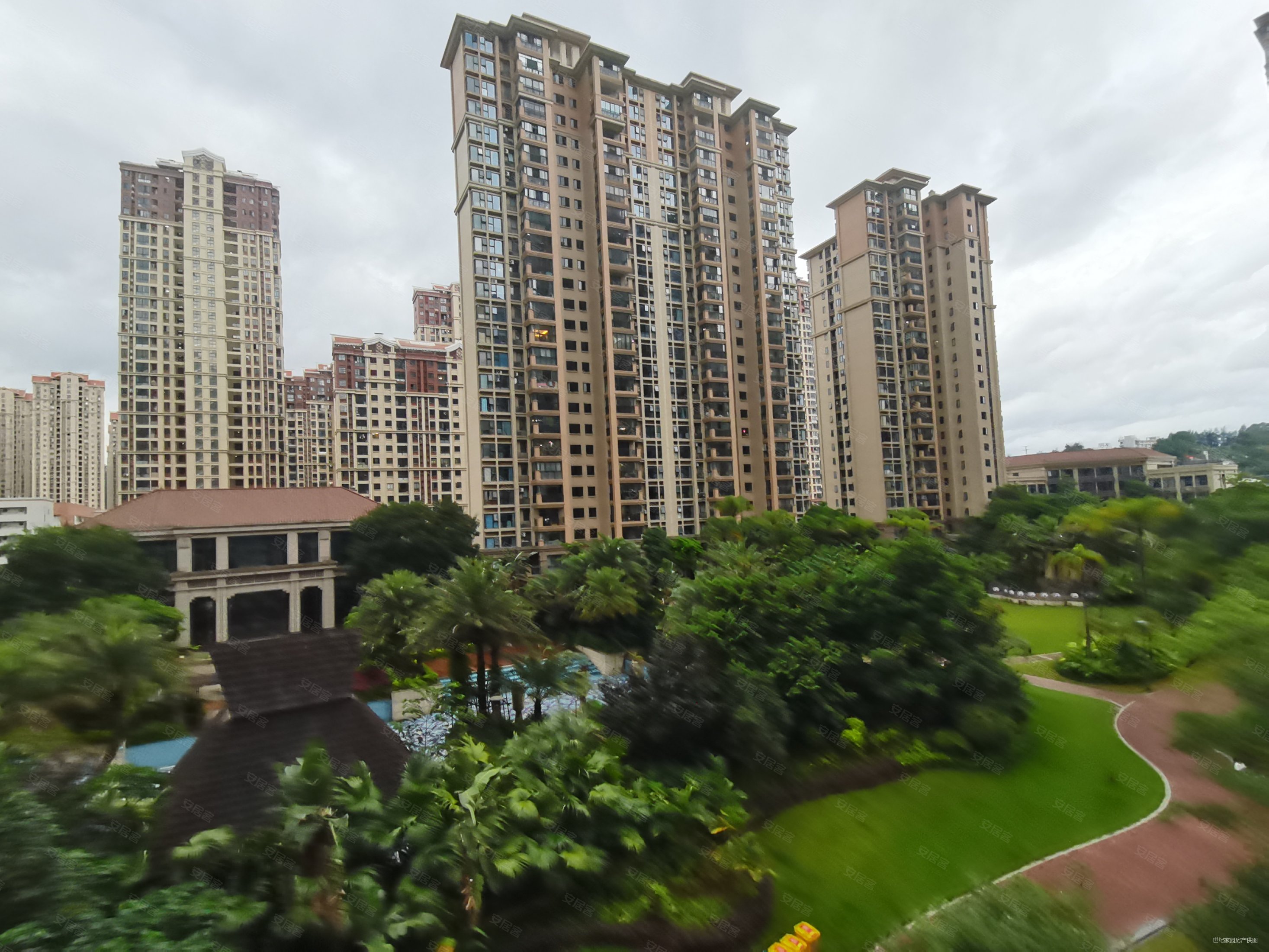 禹洲城上城3室2厅2卫120.3㎡南132万