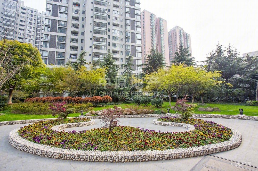 淡水湾花园(一期)2室2厅2卫125.53㎡南2280万