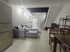韶关武江工业中路小清新风格 香槟小城香槟公寓小复式拎包即住出租房源真实图片