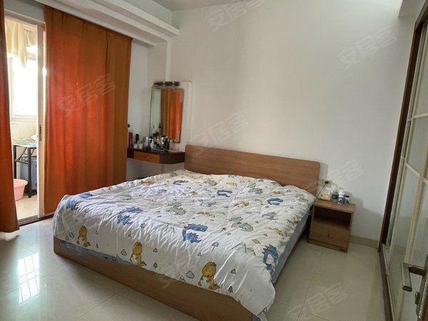 汕头龙湖星湖商业城广梅汕家园广梅汕家园二期5楼89平三房二厅,全套齐