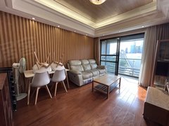 惠州惠城江北中心区华贸中心 标准两房一厅 家具齐全 拎包入住出租房源真实图片