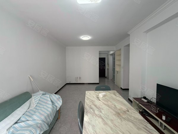 海宁长安镇农发区聚东德胜府德胜府，三室两厅一卫，燃气热水器，家具家电齐全，拎包入住出租房源真实图片