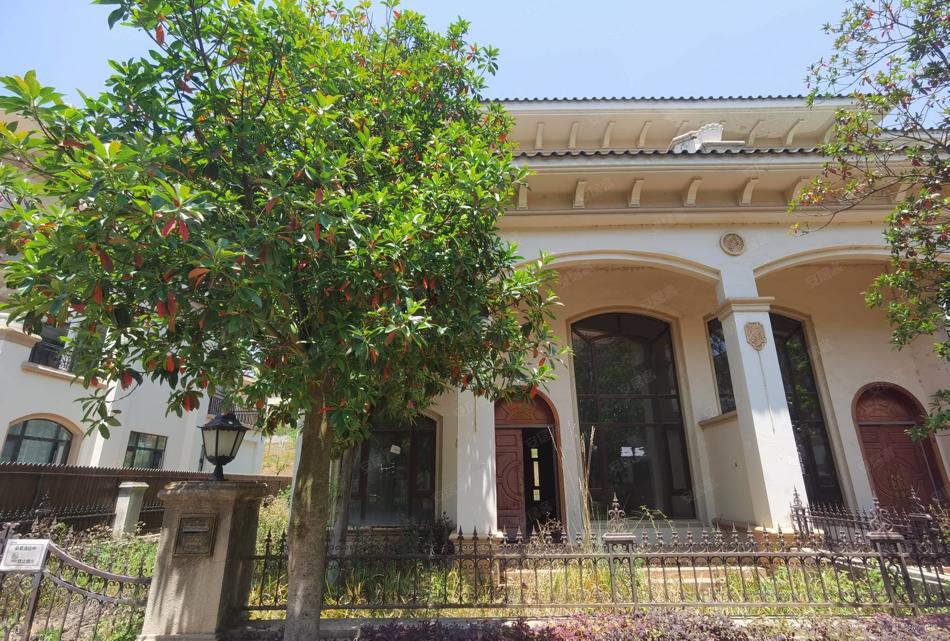 业主急售 恒大双拼别墅中空大客厅 满五 200平花园,恒大金碧天下(别墅