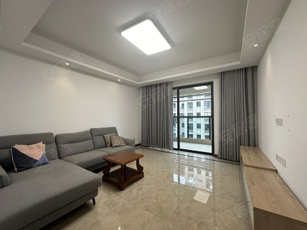 福州晋安王庄首开融侨尚东区熙悦花园世欧王庄附近,临近紫阳地铁口,纯