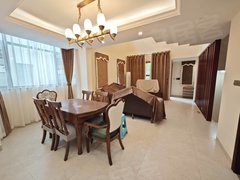 澄迈老城老城城区盈滨半岛 独栋别墅 拎包入住 带花园 品质小区 三房两厅三卫出租房源真实图片