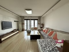 恩施恩施市黄泥坝新天地施南古城和润城旁电梯房大三室近文化中心出租房源真实图片