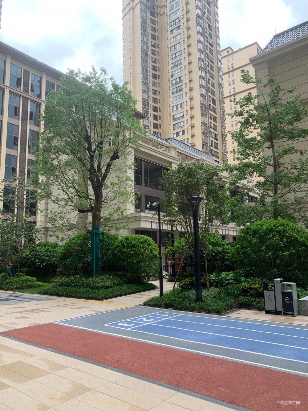 本人实拍双凤翔47中单价14w楼层可选送车位