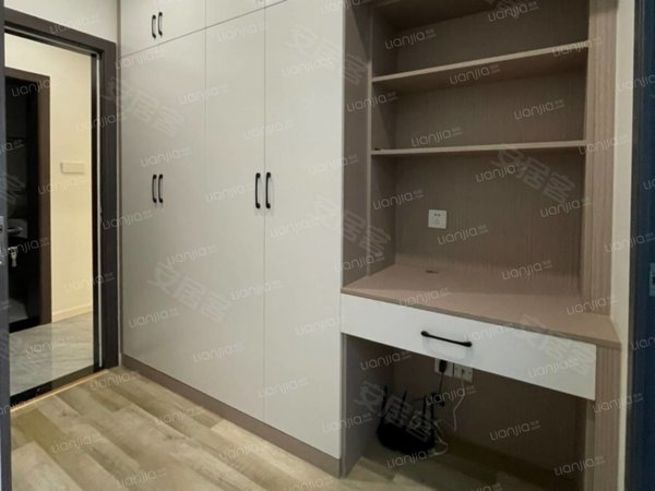 凉山西昌长宁小区阳光城文澜府西部新城，阳光城文澜府，电梯套三双卫，家具家电齐全，价格可谈出租房源真实图片