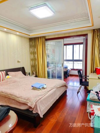 有钥匙178万 5阳台户型 琴湖一号 精装 打包卖,琴湖壹号二手房,178万