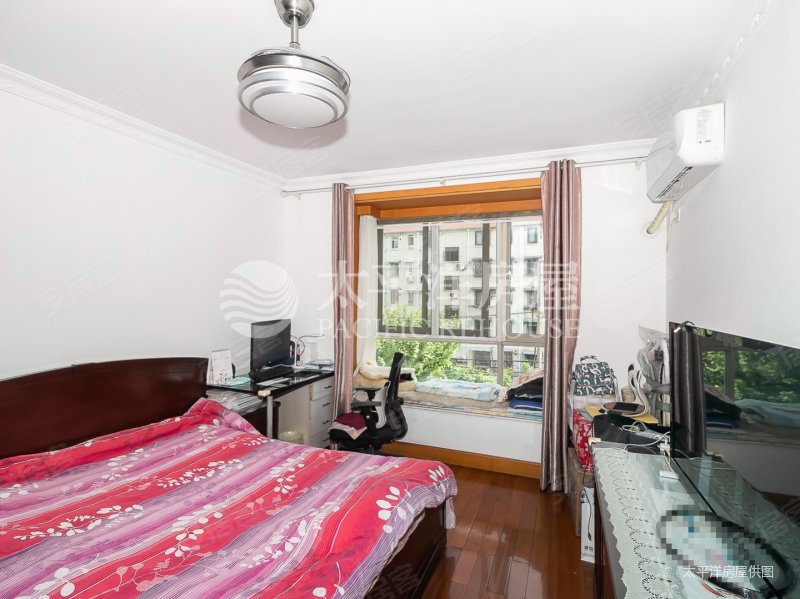 交通便捷 南向采光好 商品住宅 楼层好 超低密度,馨华苑二手房,620万