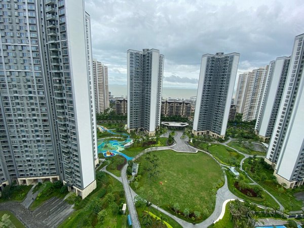 珠海高新区唐家湾格力海岸(五期)看中可以小刀精装修,家私家电齐全