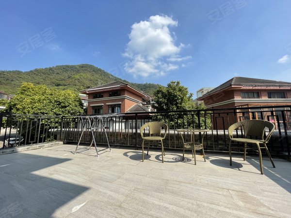 深圳罗湖莲塘仙湖山庄(二期别墅)仙湖山庄(二期别墅) 5室2厅4卫 精