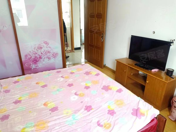 康佳花园两室近新区医院大润发三号线西津桥地铁站有钥匙