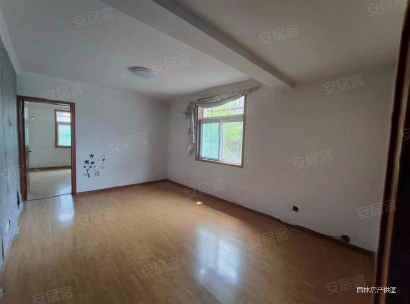 西三环旁杏山花园全明户型看房方便