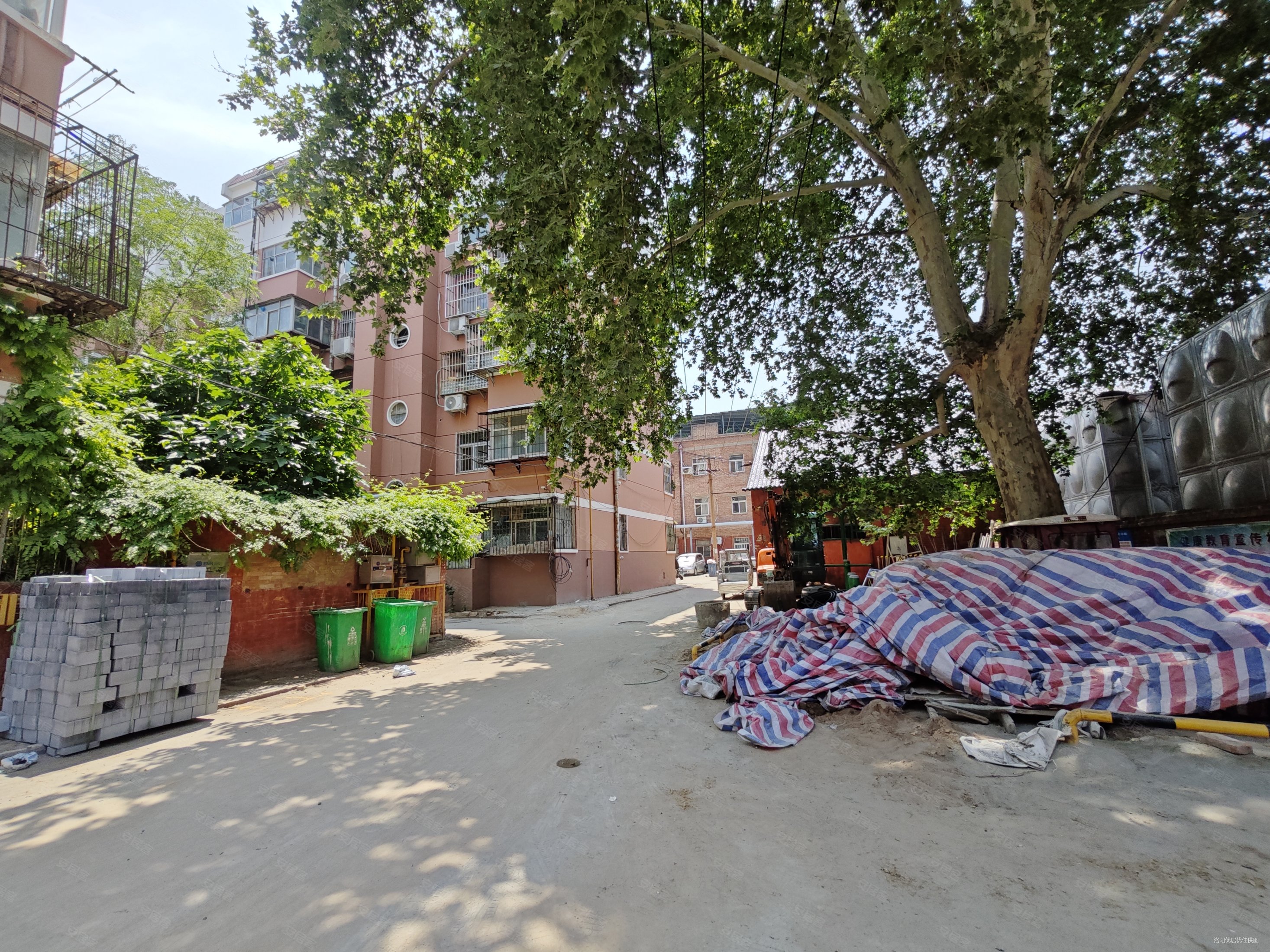 急售 景华路24街坊 青岛路   洛五中 交通便利 生活设施