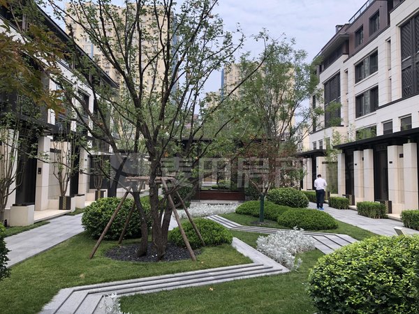 北京丰台宋家庄丰台金茂府宋家庄,顶豪别墅,看房有钥匙南北通透 4室2