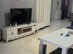 毕节威宁威宁城区新世界三室一厅一厨一卫出租房源真实图片