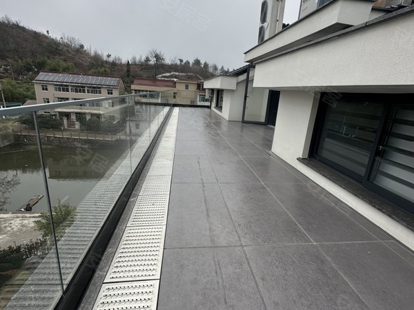 金华东阳横店秦宫壹号横店独栋别墅出租精装修直接拎包入住带大院子全屋地暖出租房源真实图片