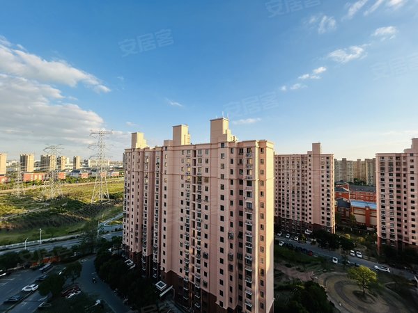 上海浦东航头金沁苑(南区)金沁苑整租大一房.阳台大,采光通风优异.