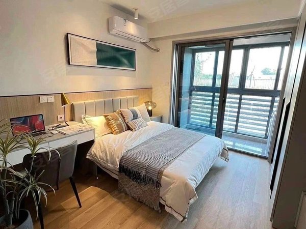 深圳南山白石洲白石洲东一坊白石洲地铁口200米 品牌公寓 今日订房首