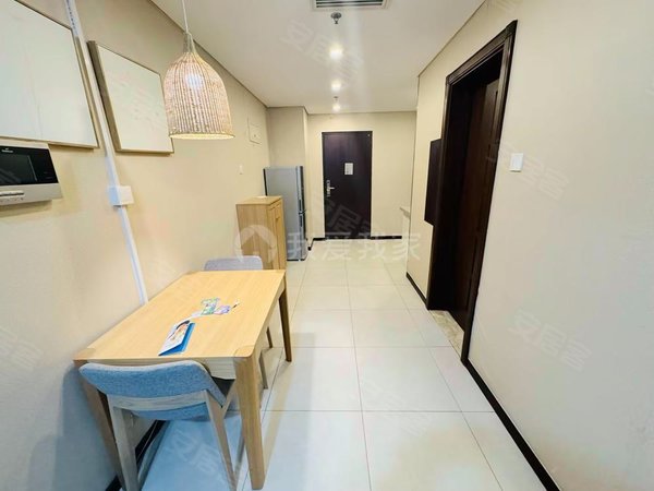 北京海淀苏州街艾瑟顿国际公寓海淀区苏州桥  艾瑟顿国际公寓  1室  1