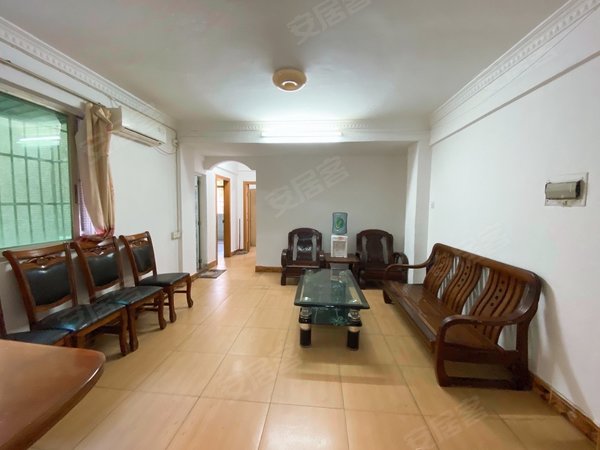 珠海香洲前山南油花园近拱北关口 富华里十六小旁南油花园3房带阳台