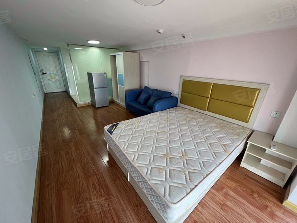 广州黄埔科学城锐丰中心科学城 香雪地铁口 锐丰公寓一房 租金2000