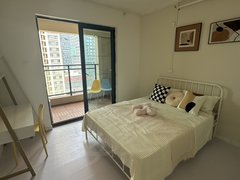 武汉洪山光谷软件园中建大公馆阳台房 居然之家 软件园 光谷天地 可月付出租房源真实图片
