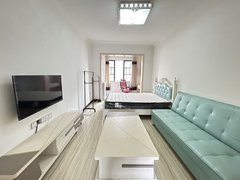 郴州北湖燕泉广场五岭广场附近 新贵华城三期精装公寓出租800，家具家电齐全出租房源真实图片