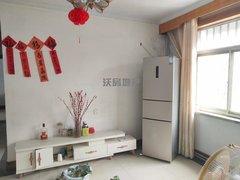 枣庄市中城北区域临近三中41中  4室2厅简单家具家电 离大门近出租房源真实图片