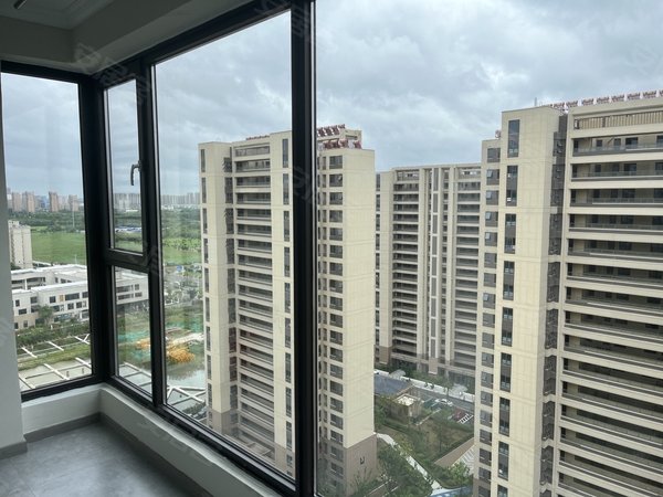 苏州太仓城厢湖境天著出租湖镜天著3室2厅一卫出租房源真实图片