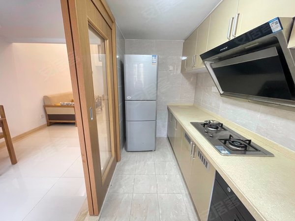 东莞松山湖松山湖城区星城翠珑湾(商住楼)松山湖地铁口