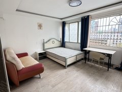 贵阳云岩头桥无中介实拍包物业黔灵山公园延安西路地铁口福建大厦附近一居室出租房源真实图片