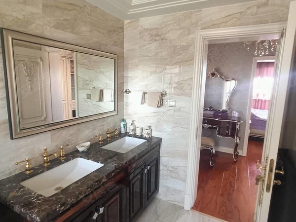 包头青山一宫环岛正翔国际丽江苑正翔国际大平层 豪华装修 领包入住 全天采光出租房源真实图片