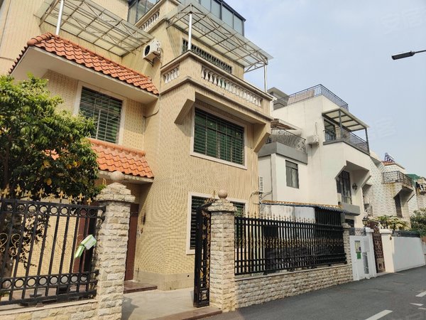 深圳宝安桃源居金碧花园金碧花园 5室2厅3卫 配套齐全 250平出租房源