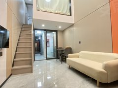 深圳宝安马安山(实拍)万科星城 复式两房 拎包入住 随时看房 停车方便出租房源真实图片