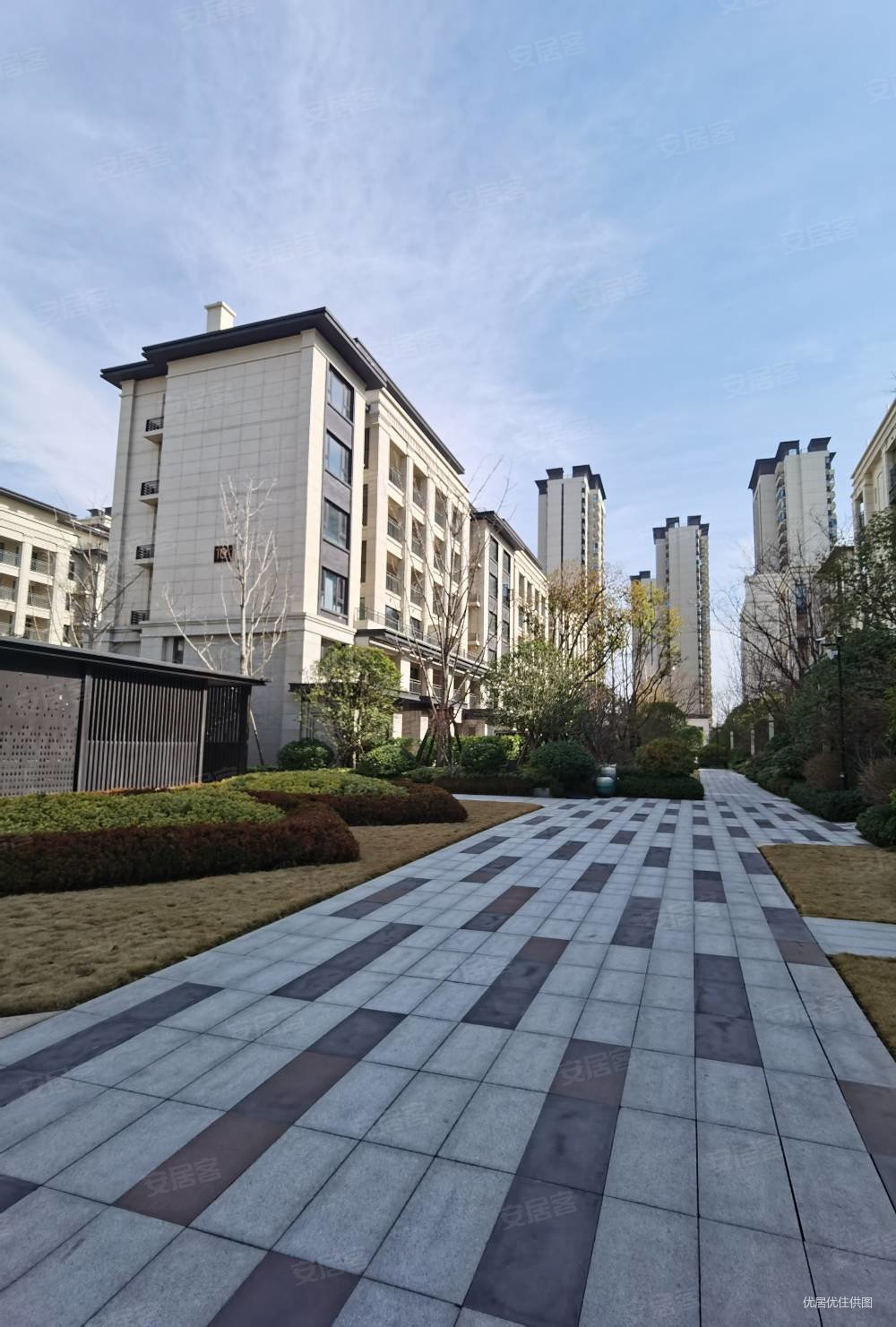 康桥香溪郡6号院4室2厅2卫152㎡南北159万