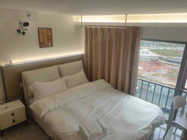 广钢新城,全新公寓,精装电梯一房,全齐家电,押一付一