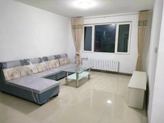 齐河城区齐河城区车站小区 三室两厅 精装修 家具家电齐全 每月1000出租房源真实图片