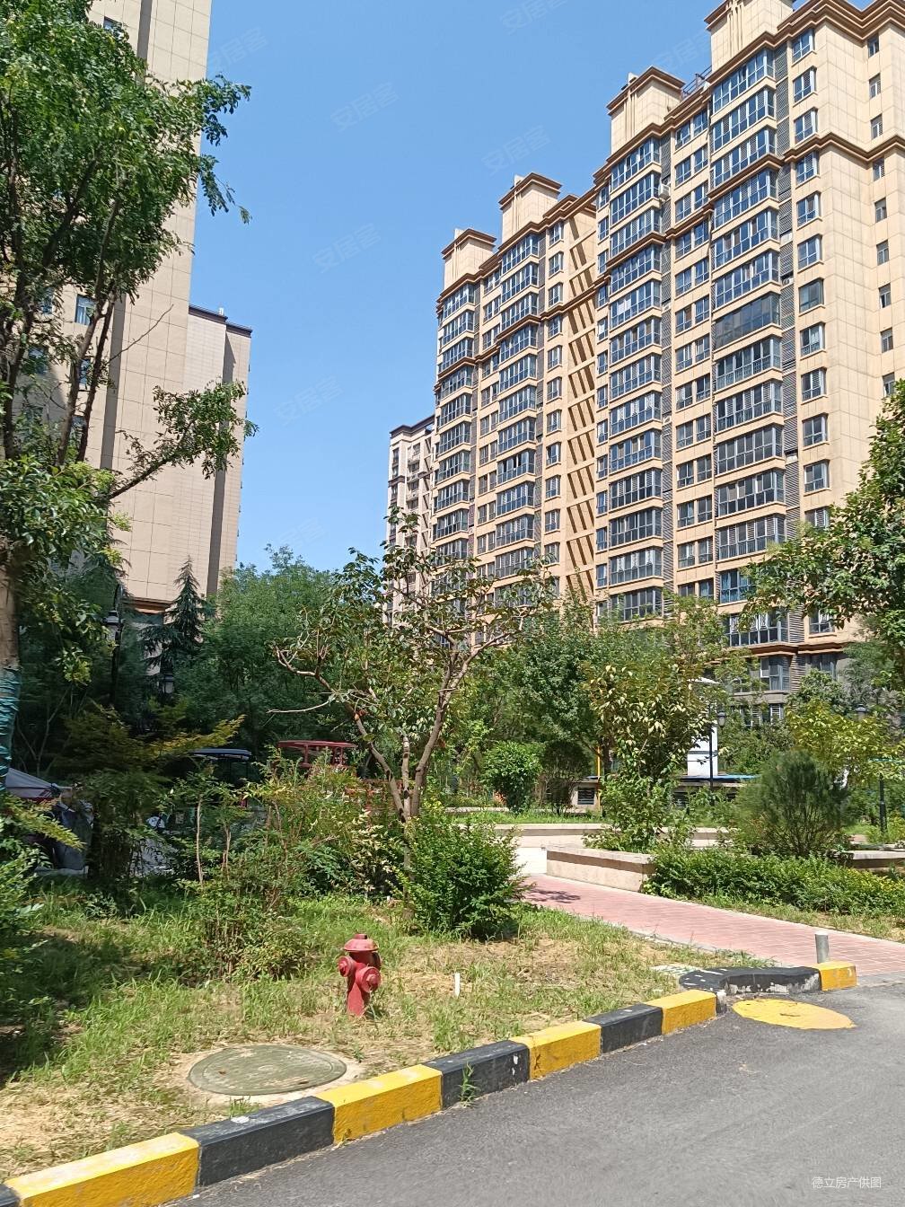 西安房产网>西安二手房>阎良二手房>新华路二手房>剑桥公馆>