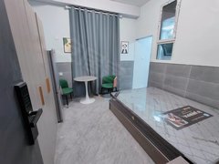 喀什喀什市喀什城区二环路团结小区悦澜汀金辉云鼎对面一室家电齐全短租月付可停车出租房源真实图片