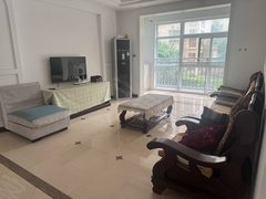 六安霍邱城关旭日尚城精装3室2厅 1000每月家具家电齐全 随时看房出租房源真实图片