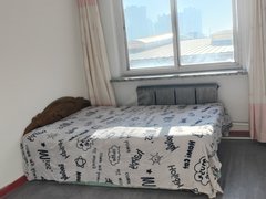 丹东振兴六纬路小学学区桃铁社区 2室1厅1卫出租房源真实图片