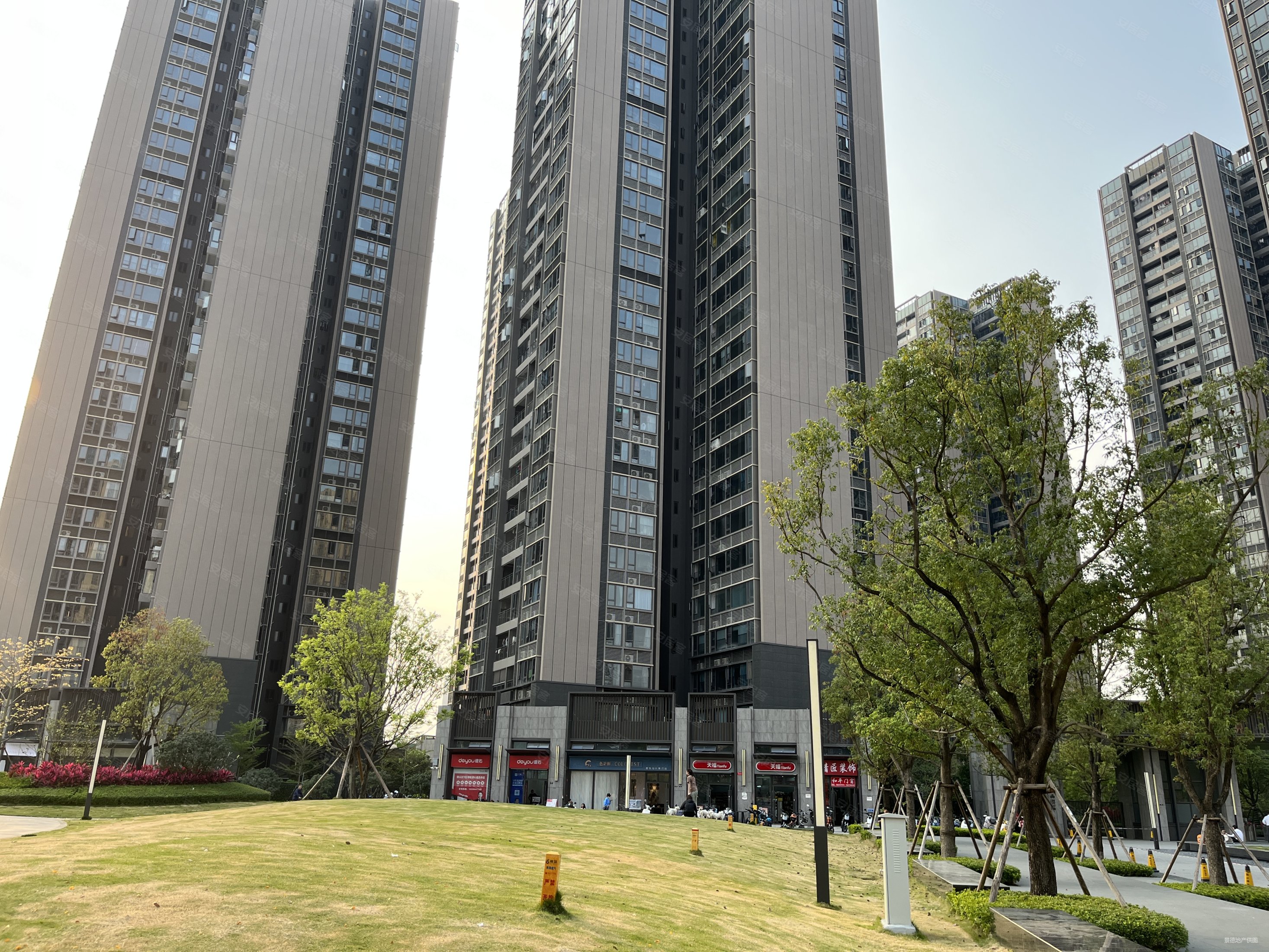 时代天境内转单位不需捆绑车位价格可议金沙洲临近地铁